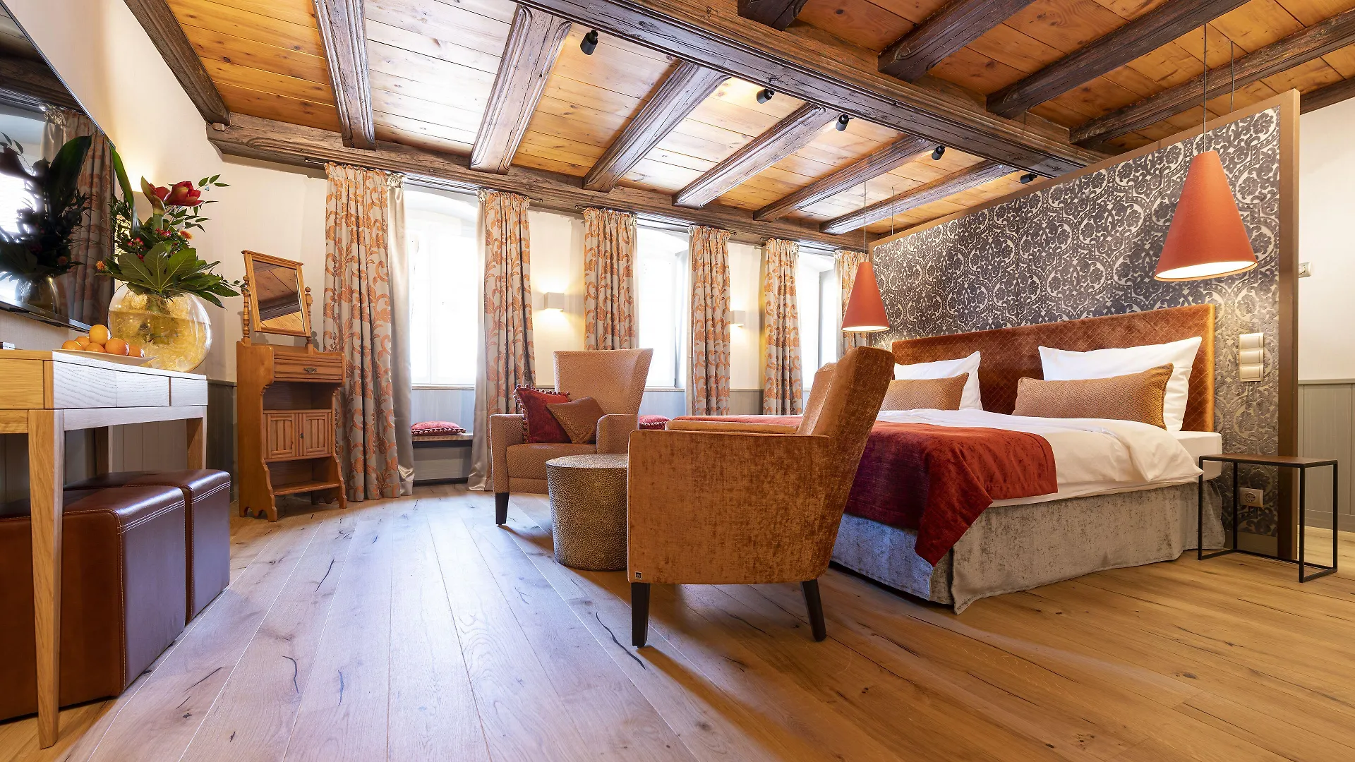 4 Zentrale Hotels nahe Topplerschlößchen, die sich wirklich lohnen